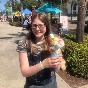 Meet your Posher, Isabelle